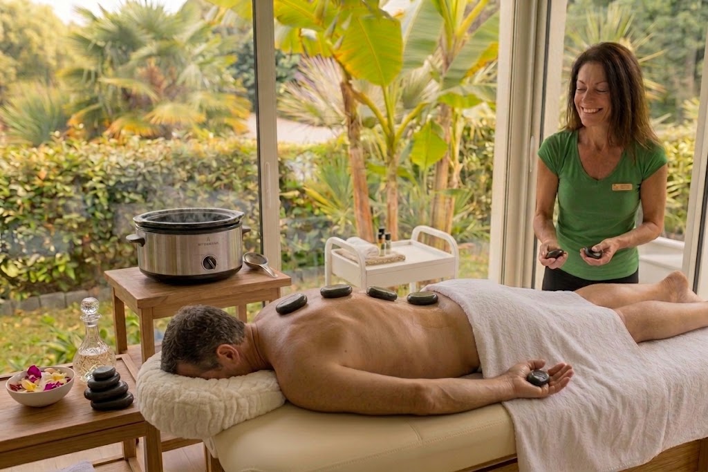 Massage aux Pierres Chaudes photo 2 - Massage bien-être Nantes ZenZest
