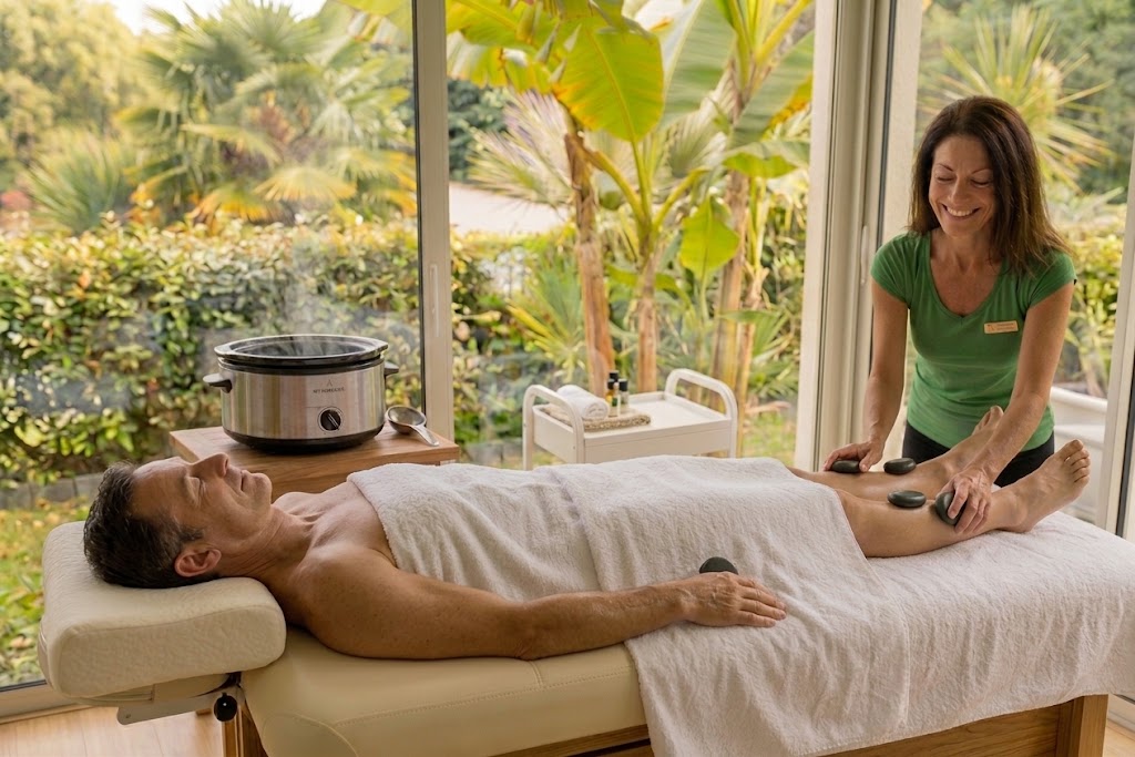 Massage aux Pierres Chaudes photo 5 - Massage bien-être Nantes ZenZest