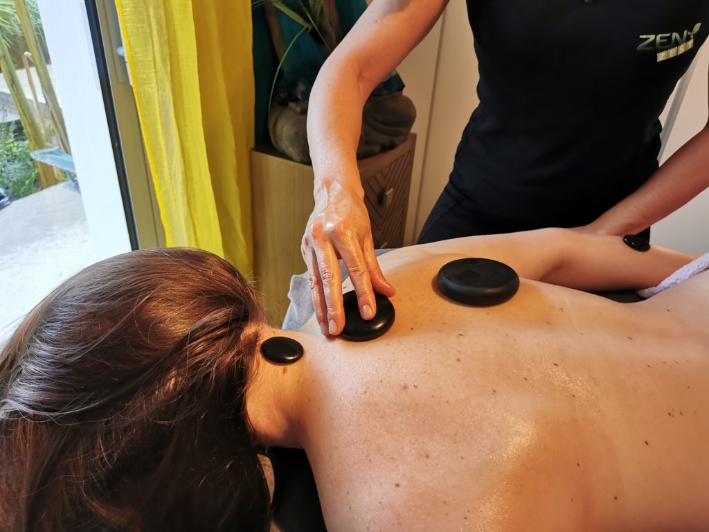 massage cocooning aux pierres chaudes à Nantes